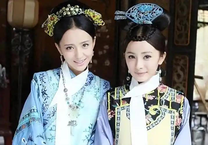 同框即比美,颜值差距一目了然_梁嘉琪_观众_刘亦菲