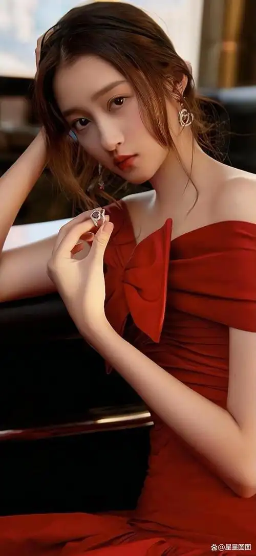 明星图集关晓彤