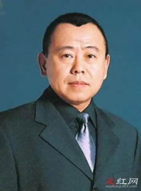 潘长江简历个人资料与妻子杨云是一对老夫老妻了