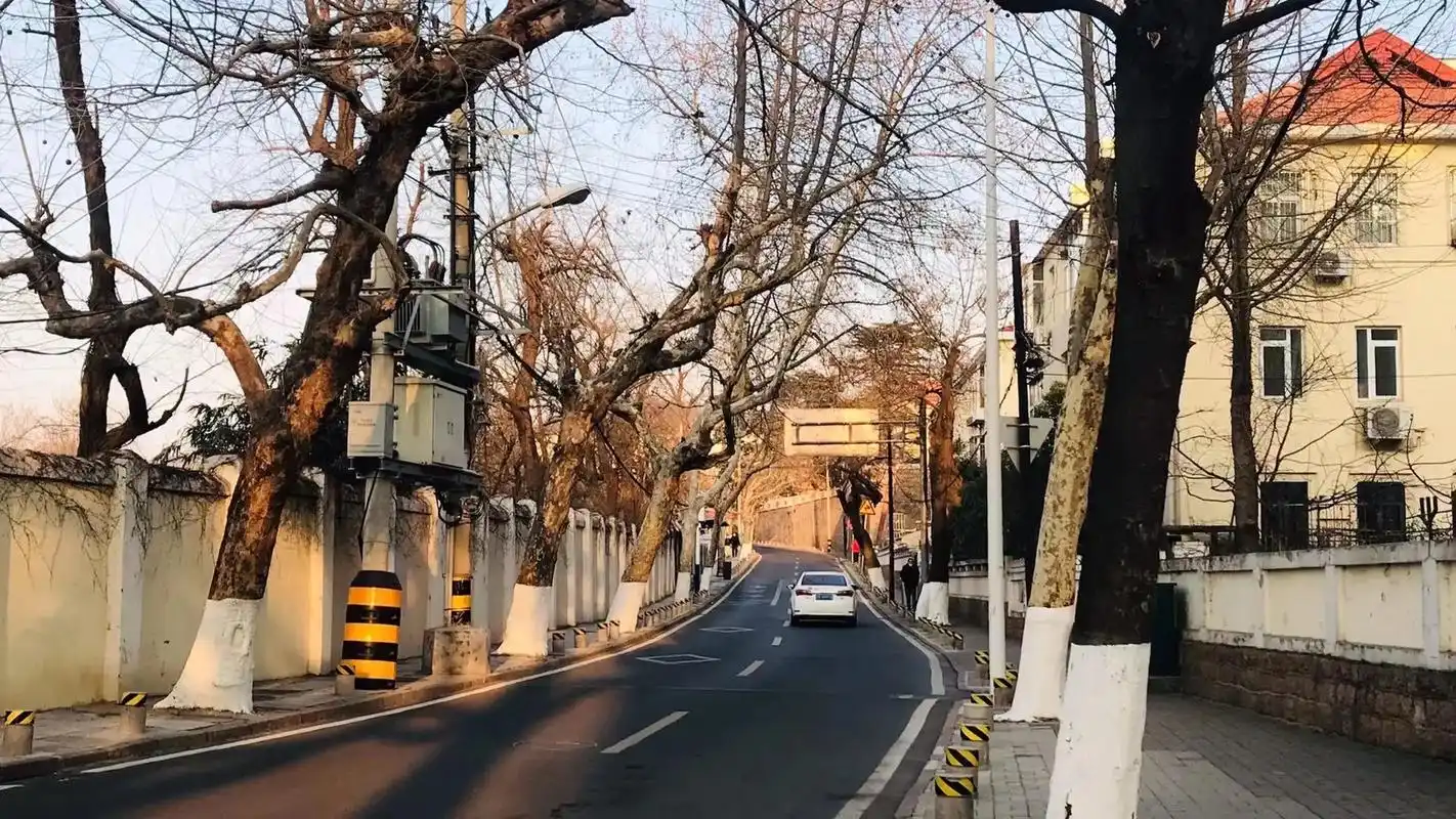 2022最后五天.老城区,旧城市的记忆碎片,你和谁走过这条路 - 抖音