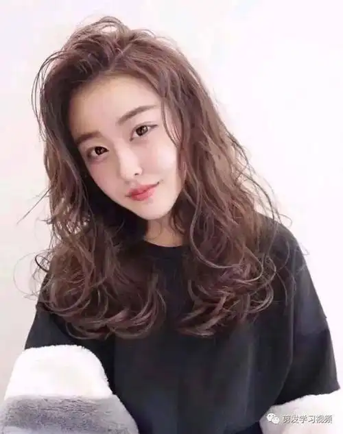 2021 最"热"烫发|中长发|脸型|微卷|刘海|亚麻色_网易订阅