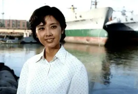 跟徐少华传绯闻(朱琳和徐少华结过几次婚)-第15张