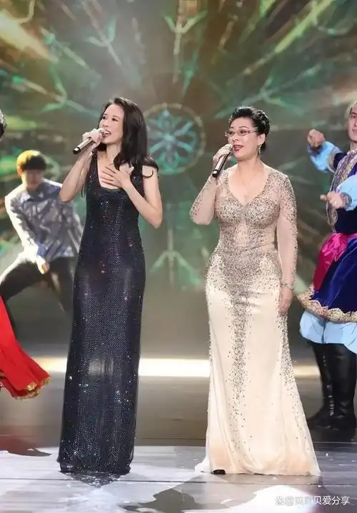 然而,她的身高和腿型经常被大家忽视.