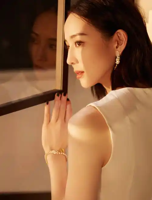 张钧甯回应"先有后婚"问题,表示自己比较传统,会按部就班_相关_娱乐