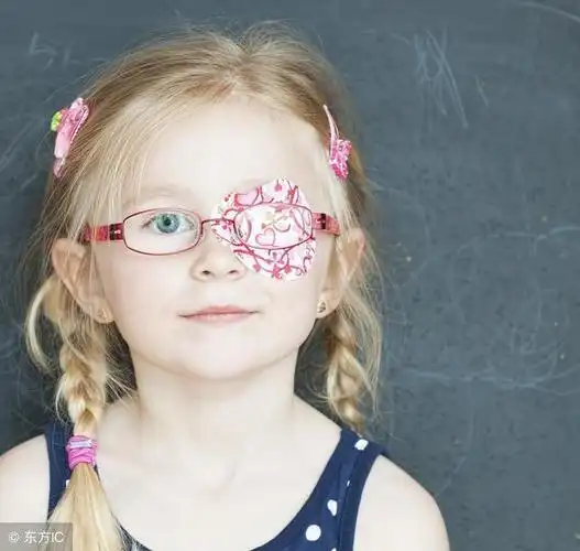 走出儿童近视眼配镜的误区