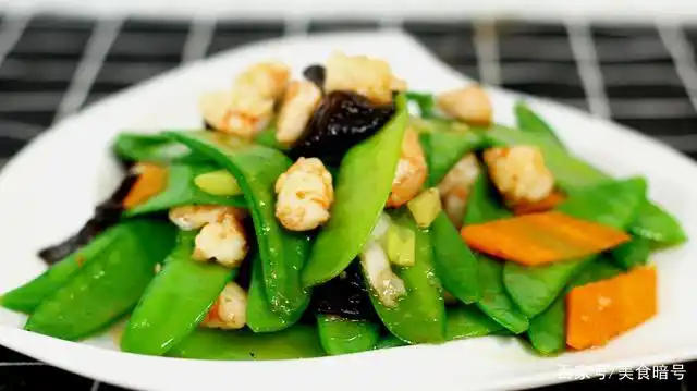 清淡小炒荷兰豆炒虾仁:夏季来上一份,简单又开胃,清爽还不腻 - 坏妈妈