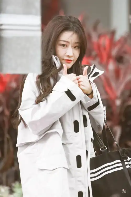 "我不再是喻不吝,而是可以保护你们的喻言.