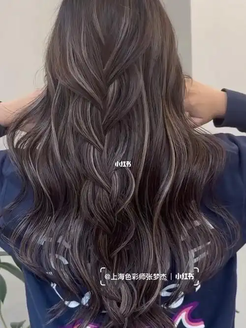 1什么是法式挑染:一款不挑肤色的一款发色(姐妹们财头发1-10度图片