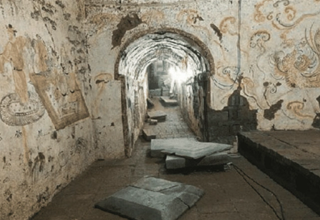 苏妲己的墓总算被找到, 专家打开墓室后: 我们冤枉了妲己几千年