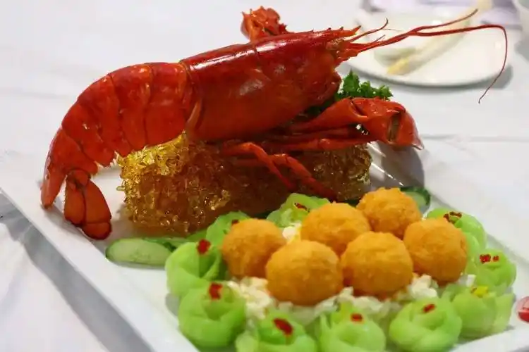 "第九届中国烹饪世界大赛"作品选:热菜篇