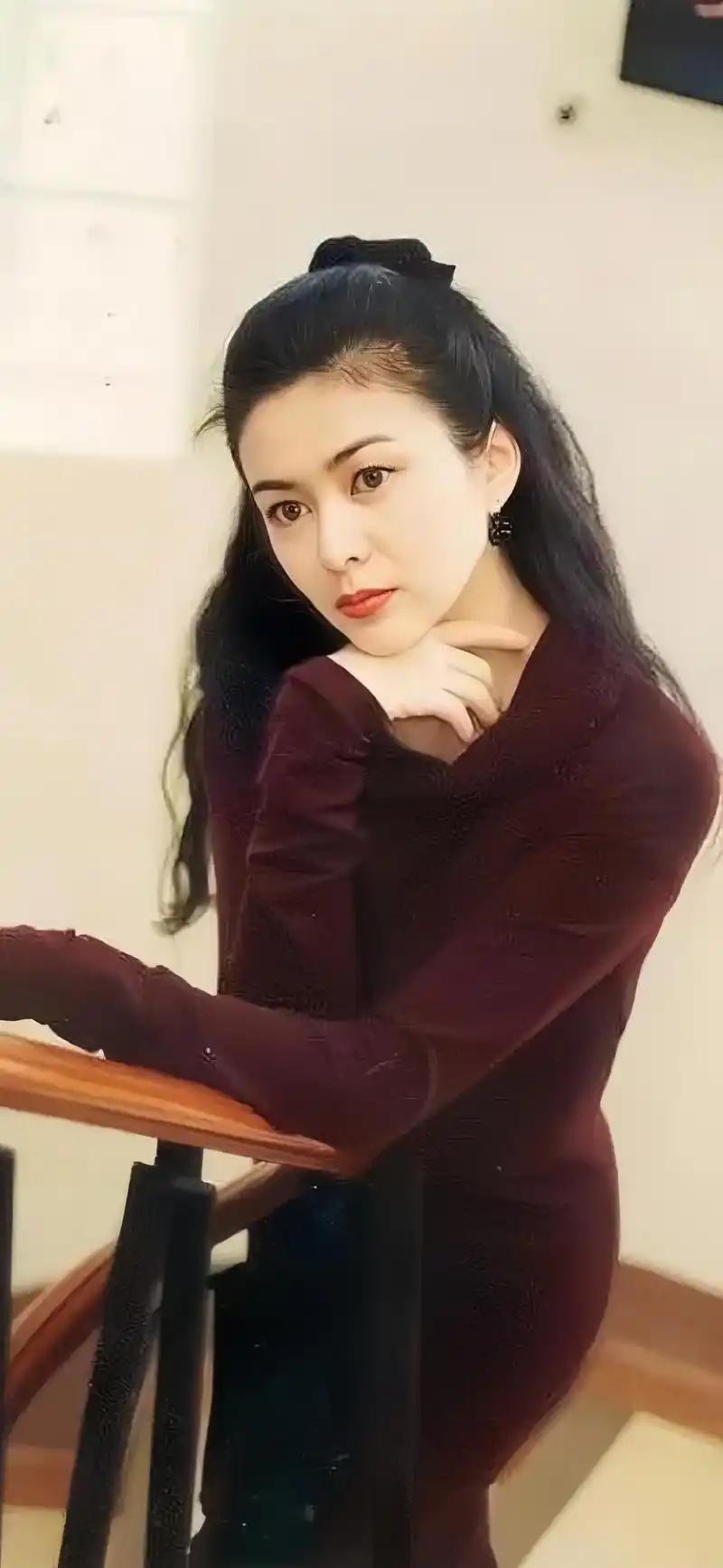 年轻时候的关之琳有多美!