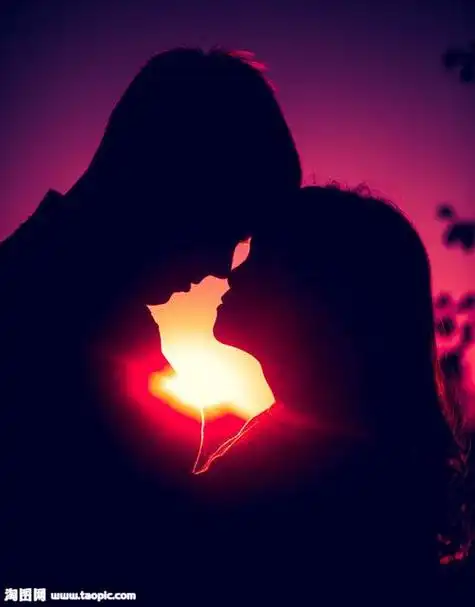 情侣接吻图片大全头像 接吻图片头像