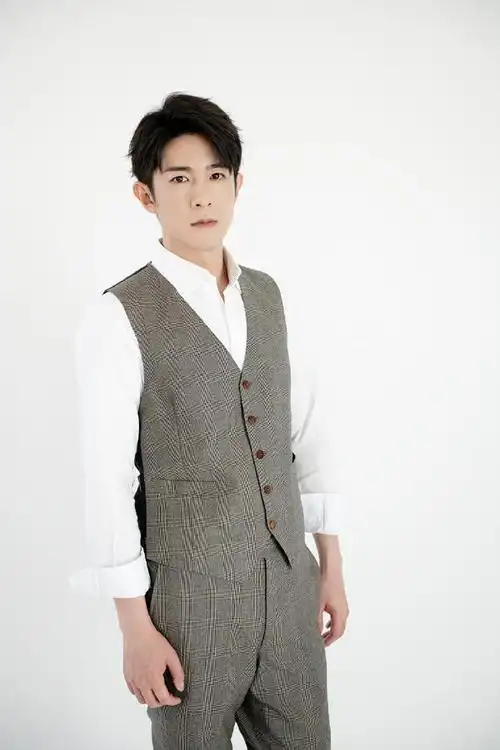 专访|季肖冰:"无聊"生活下的自由灵魂