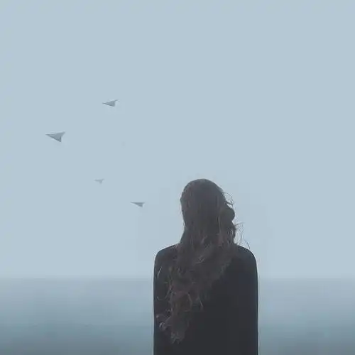 孤独   每一位抑郁患者   都有一个属于自己的孤独星球   像大海一