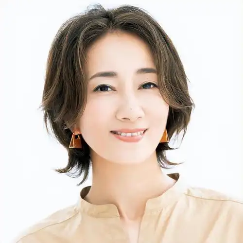 40岁女人发型邋遢减颜值瞧这12款鲍勃短发显年轻很洋气