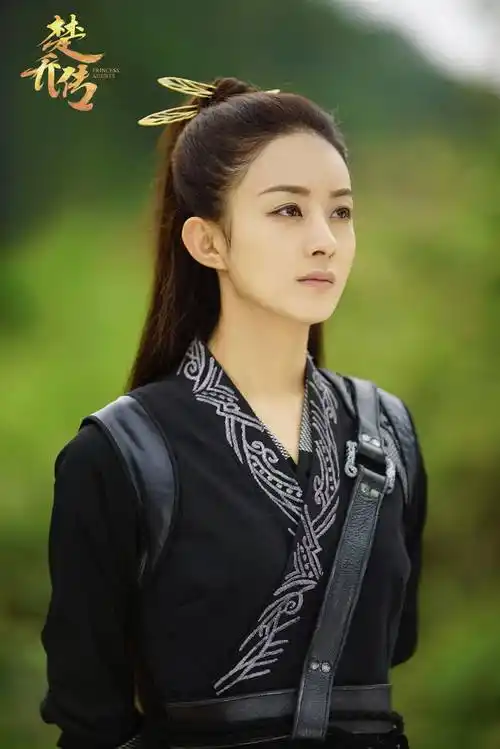 "赵丽颖:用演技征服万千观众的女神之路"