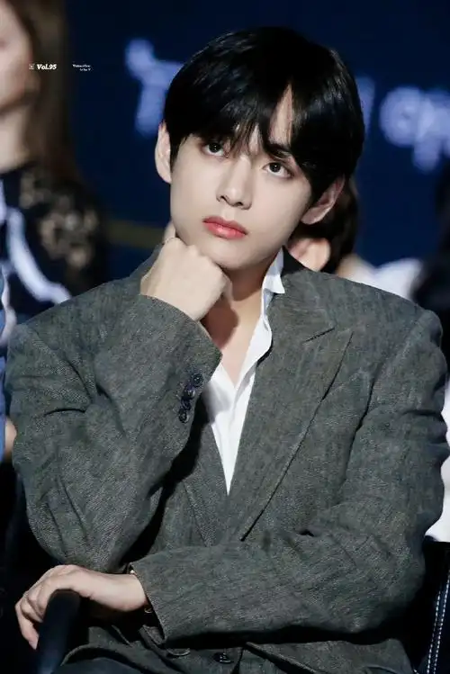 金泰亨壁纸##金泰亨solo