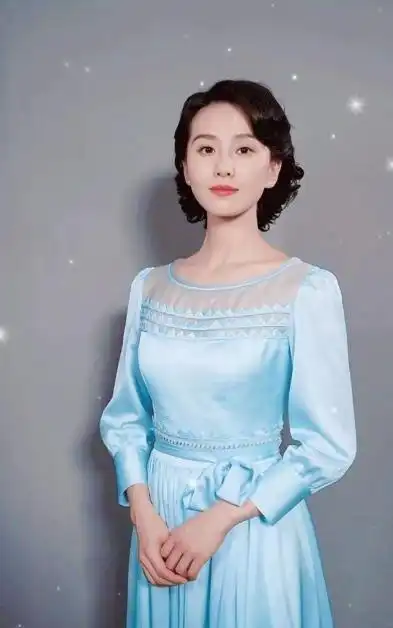 刘诗诗民国风造型亮相留一头复古卷发气质提升不止一档次