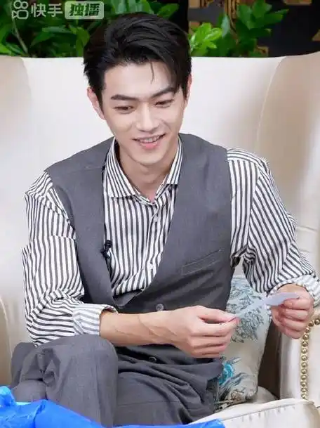 许凯直播##许凯