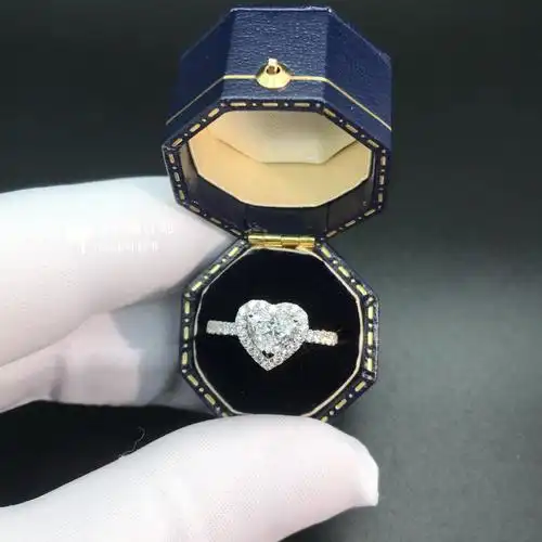 心形钻戒一克拉