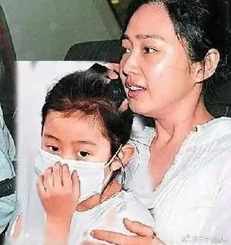 刘德华女儿刘向蕙从小吃素原因曝光百亿千金健康堪忧