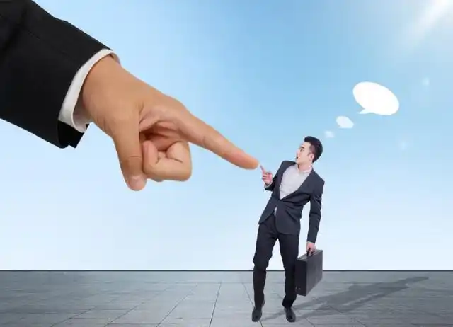 水平越低的领导,越会有这4种表现,别再傻傻跟随了,没前途