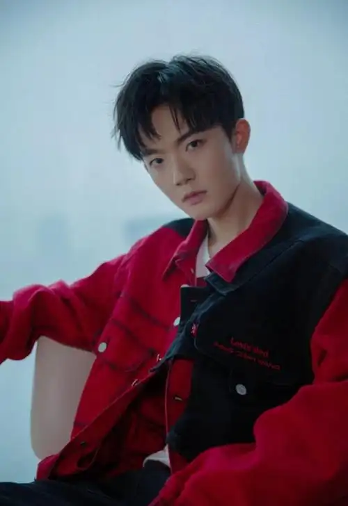 李明德助理是我女朋友