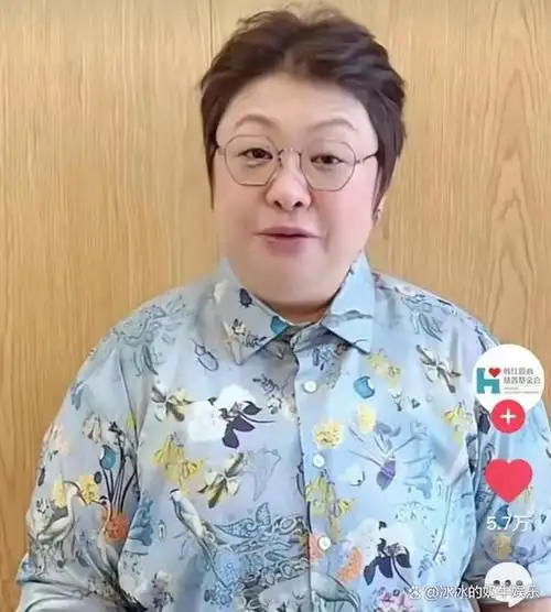 不是说胖人不显老吗?韩红这是怎么了,许久未见像个老太太