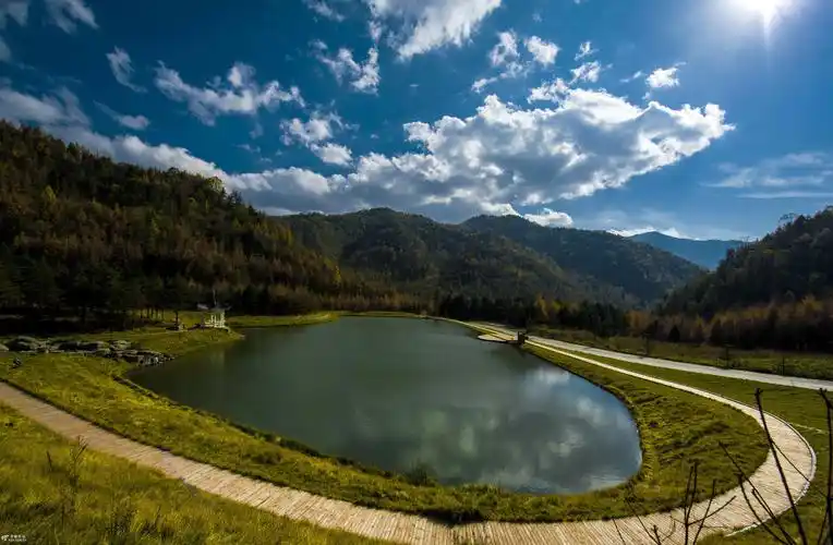 游秦川醉陕西安康巴山汉水醉美金秋