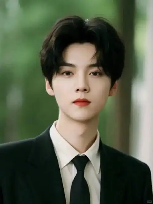 每天安利一位明星--鹿晗