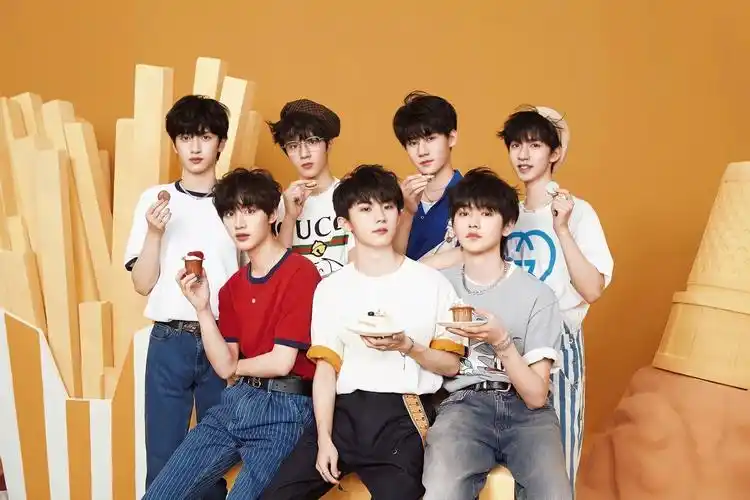 有无时代少年团可以做壁纸的小众神图