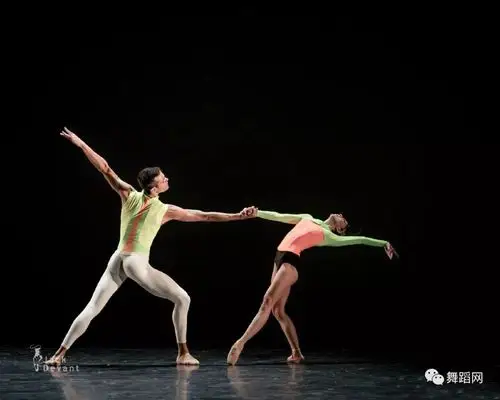 经典双人舞造型舞姿收藏早晚你会用到的