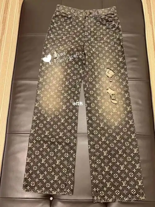 lv秀款牛仔裤
