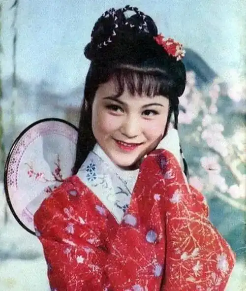 八十年代红遍影视的十位内地古装美女,惊艳众生,如今现状如何?