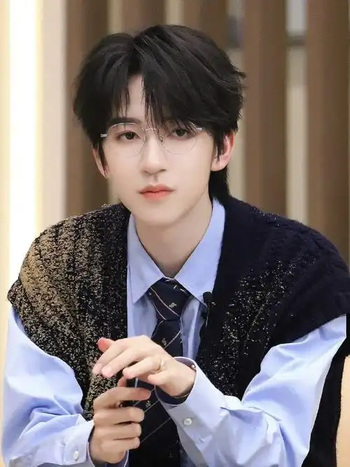 贺峻霖 私生翻包