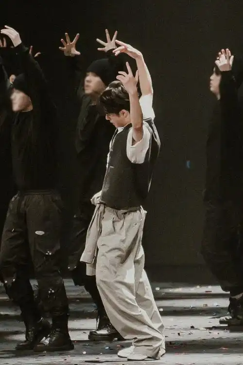 王一博##中国顶尖舞者推广大使王一博