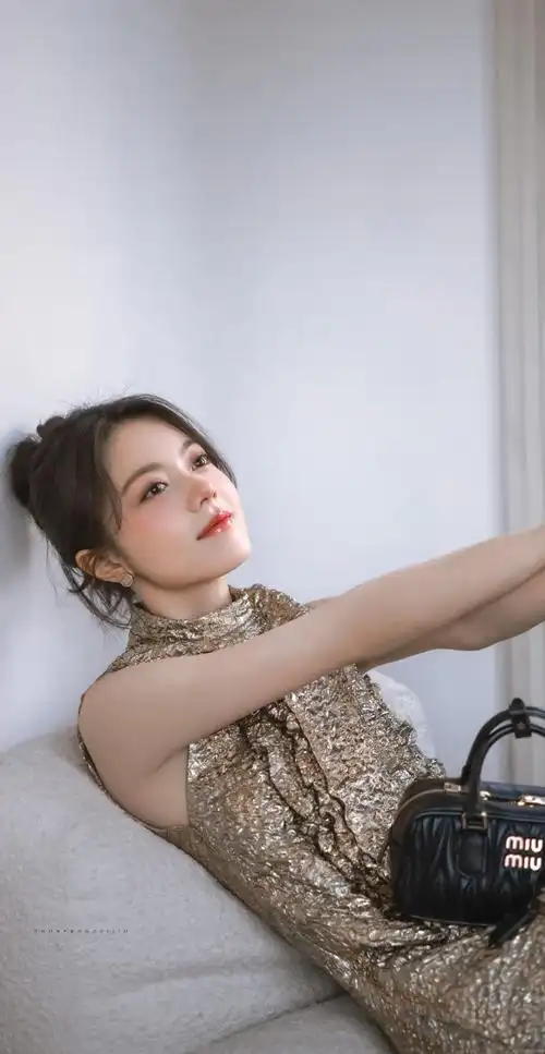 赵今麦    好漂亮    #赵今麦最新妆造#95