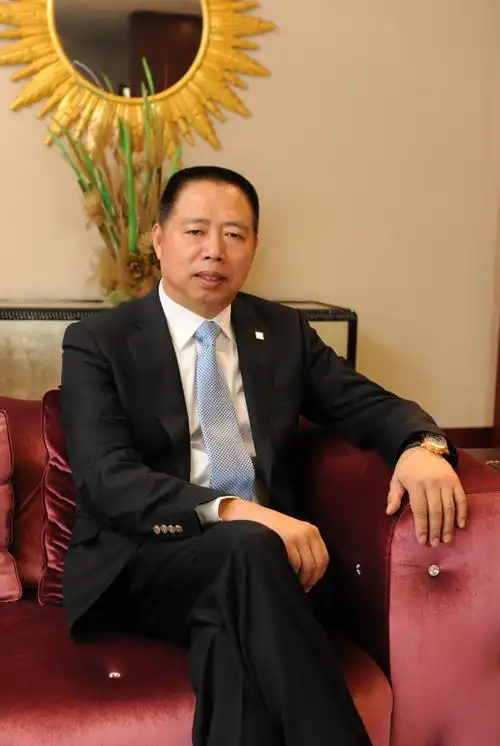 喜临门董事长陈阿裕答:"让人放松,零压力",思虑之后,他补充,"就像躺在