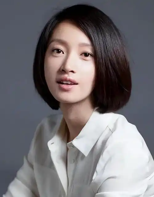 "最干净"女演员沈佳妮:出道15年一直不红,丈夫却大红大紫