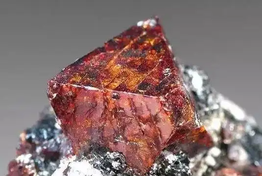 16,最重的金属 锇:每立方厘米的铱重达 22.