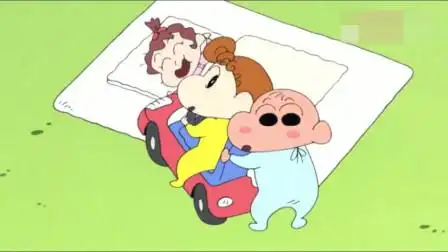 蜡笔小新:小葵和小宝宝自娱自乐骑着小汽车,不愧是美伢的孩子