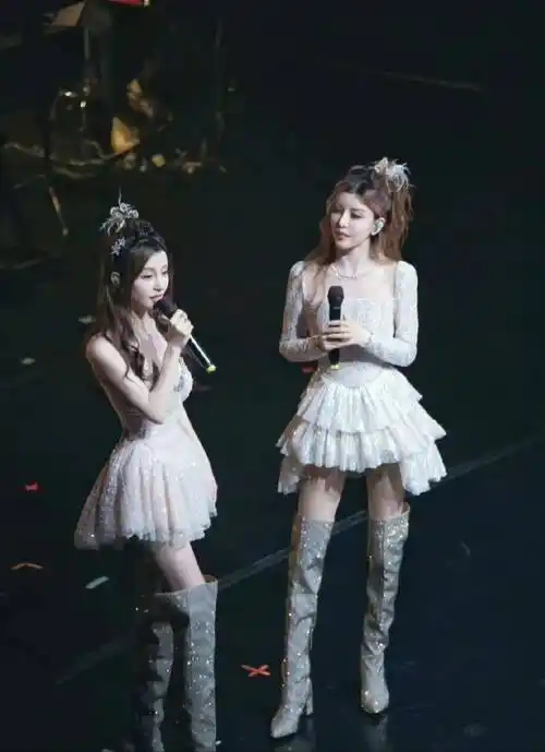 易烊千玺要凉了?by2高级外卖的瓜?王俊凯撮合双j复合?王一博网暴王阳?