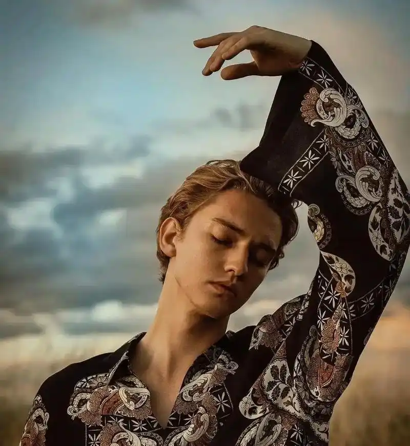 朱利安麦凯#芭蕾舞王子 #一眼沦陷 - 抖音