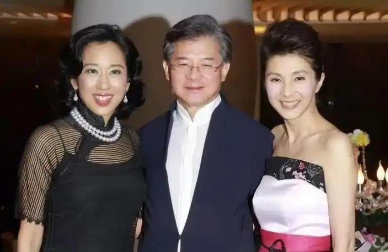 击败赌王大房嫡女嫁给霍英东家族继承人朱玲玲的一生不平凡