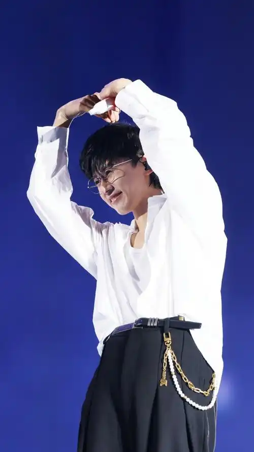 张杰未live巡回演唱会##张杰未live开往1982巡回演唱会