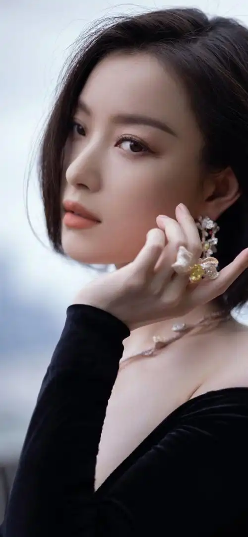 "倪妮"手机高清壁纸·原图上传,记得查看原图再保存.