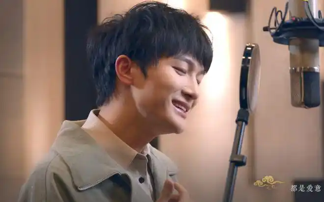 周深正月十一发新歌为钟汉良主演的锦心似玉首次尝试甜歌