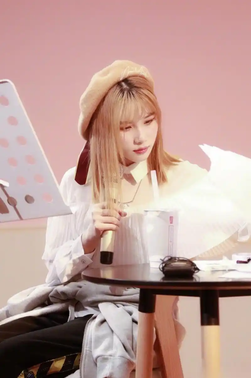 【 snh48 mini live 陈观慧专场返图】"深情一眼挚爱万年.