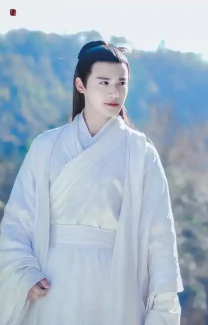 网评论2020上半年古装男神top 10:王源饰演《大主宰》牧尘