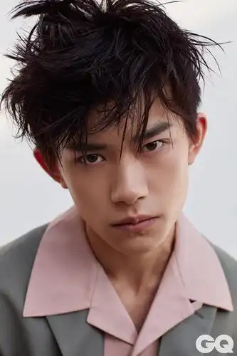 3月男明星榜烟花三月易烊千玺鹿晗陈伟霆谁的街舞跳得更时髦